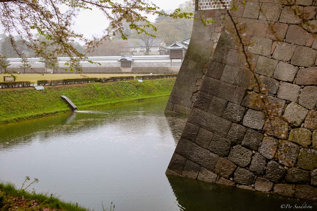 Kanazawas borg, klanen Maedas fästning, Kanazawas härskarfamilj under 300 år. Japans näst mäktigaste länsherre efter Shogun Tokugawa under Edo-perioden. Kanazawa Castle.